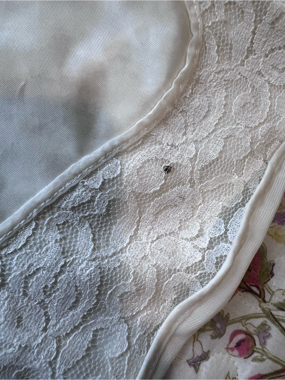 Vintage White Ivory Lace Trim Full Slip Dress Adjustable Straps Unbranded Small - Picture 8 of 10
